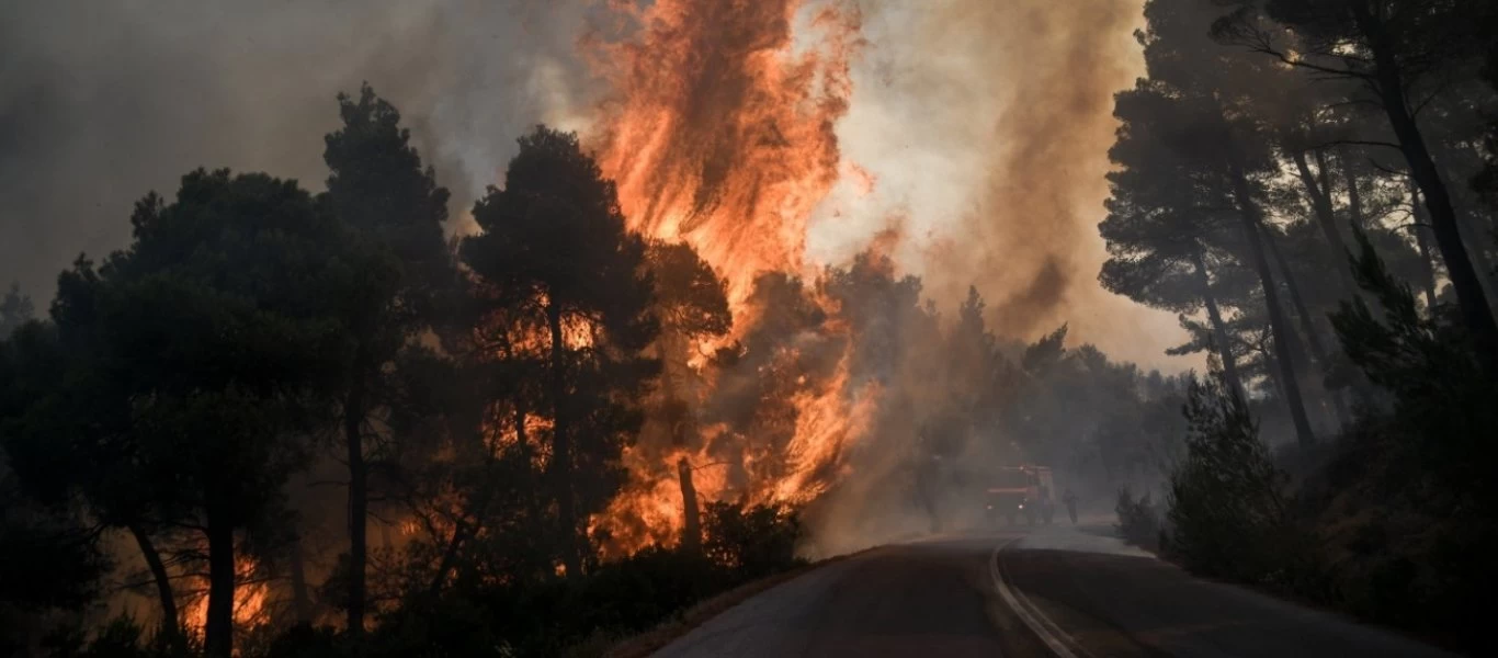 Ηλεία: Σβήστηκε η φωτιά στο χωριό Σέκουλα